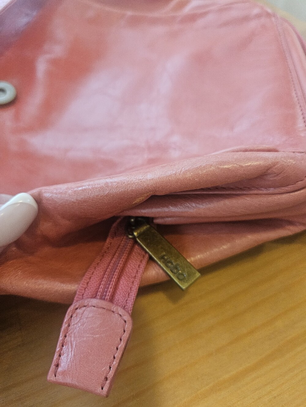 Vintage Pink Hobo International leather handbag - Picture 14 of 15